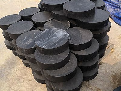 绥德县板式橡胶支座由若干层橡胶片与薄钢板经加压硫化